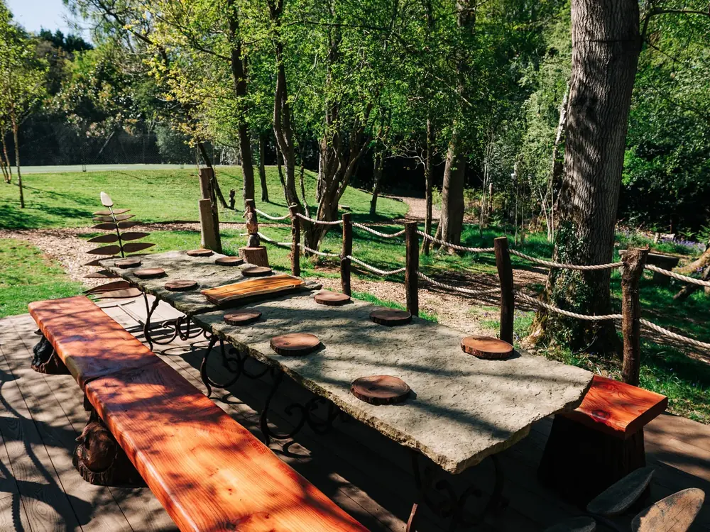 The Stone Table at Cedar Hollow Oxford, 5 of 8