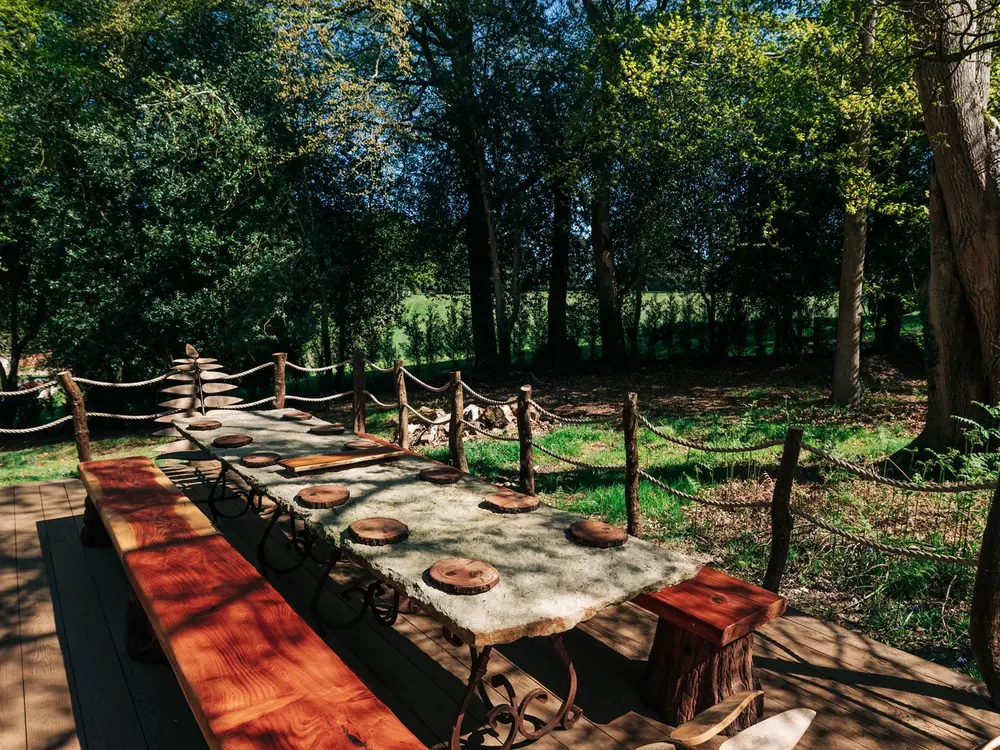 The Stone Table at Cedar Hollow Oxford, 7 of 8