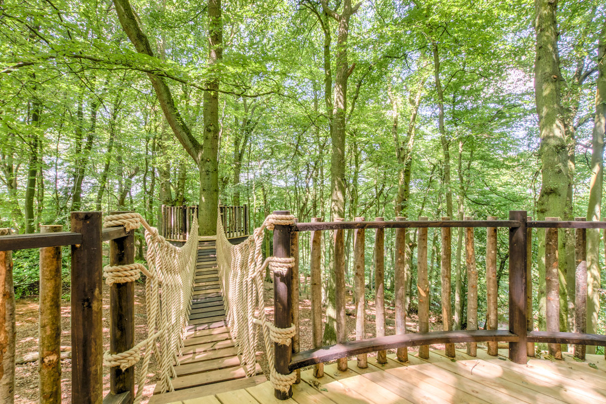 The Cedar Hollow Treehouse, photo 11 of 12