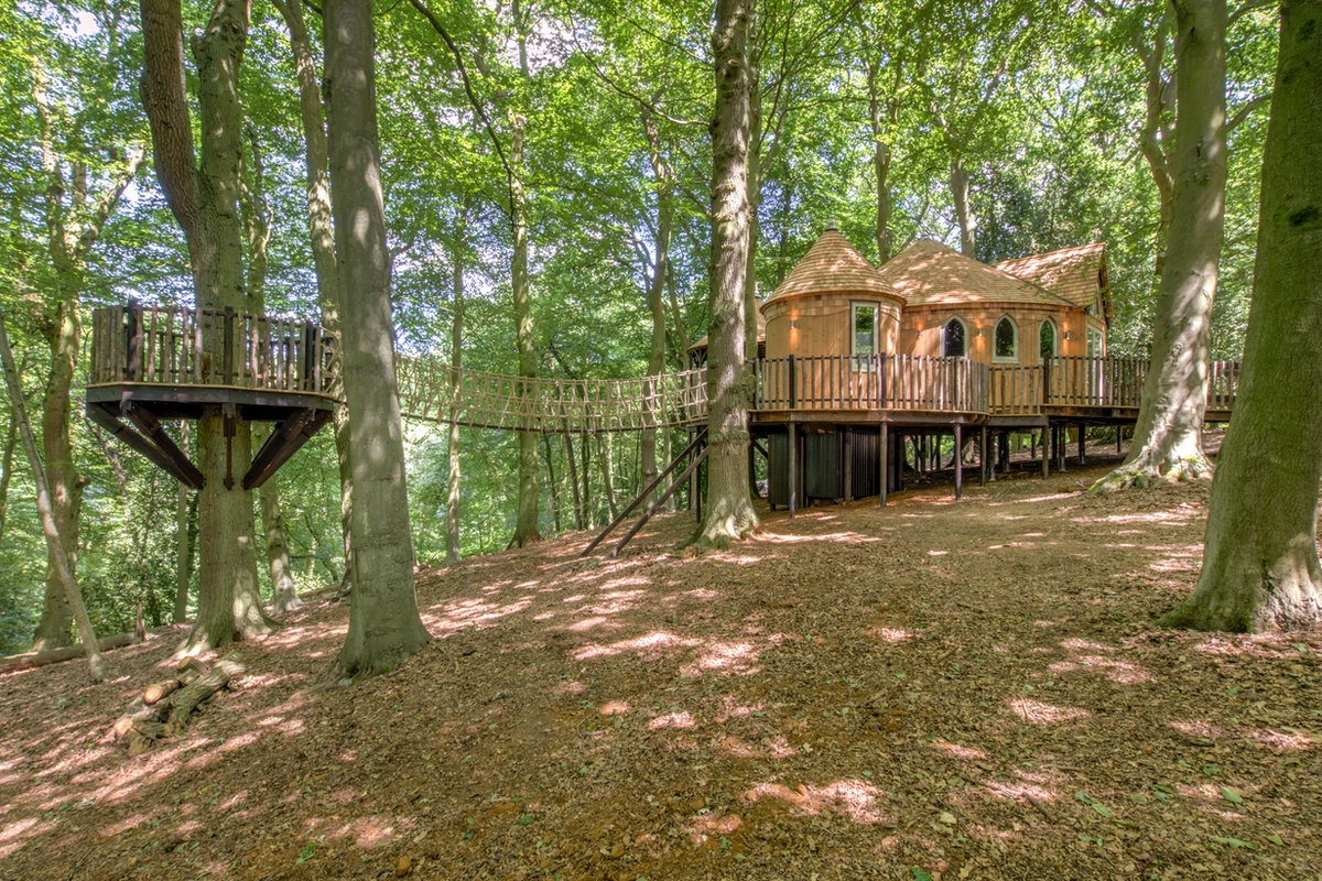 The Cedar Hollow Treehouse, photo 1 of 12