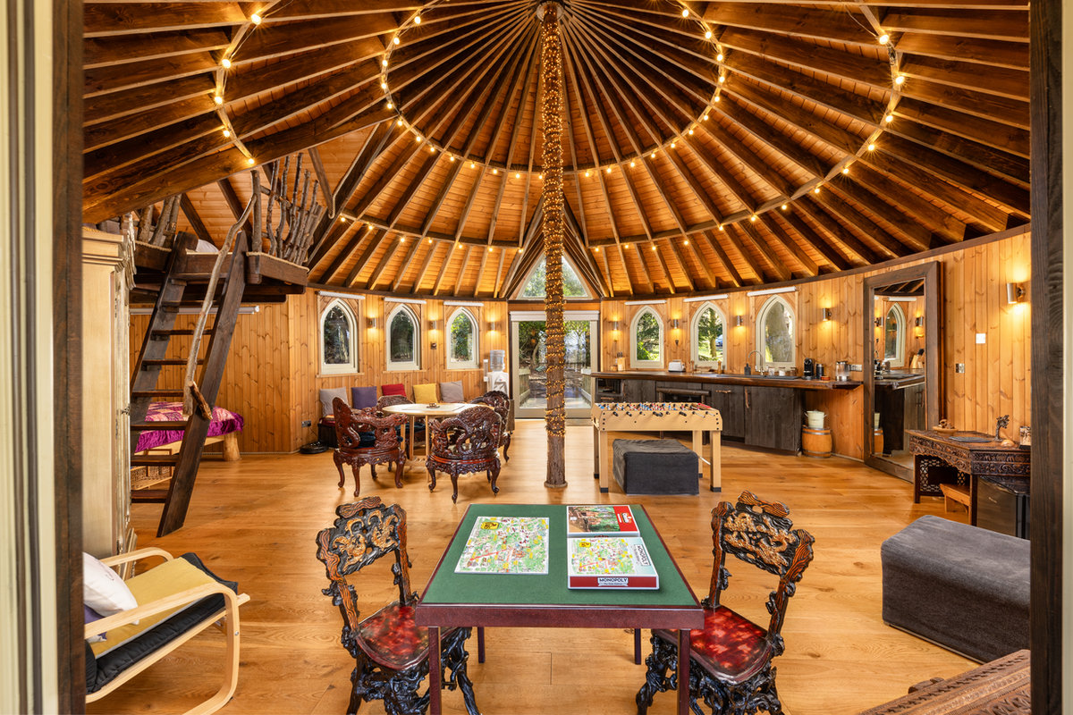 The Cedar Hollow Treehouse, photo 2 of 12